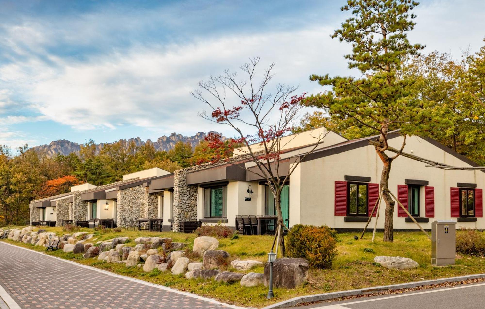 Kensington Resort Seorak Valley Sokcho Esterno foto
